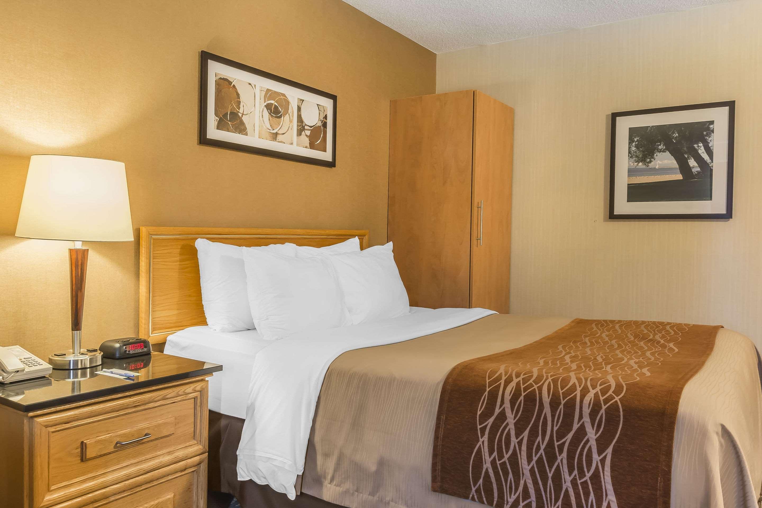 Comfort Inn Cobourg Zewnętrze zdjęcie