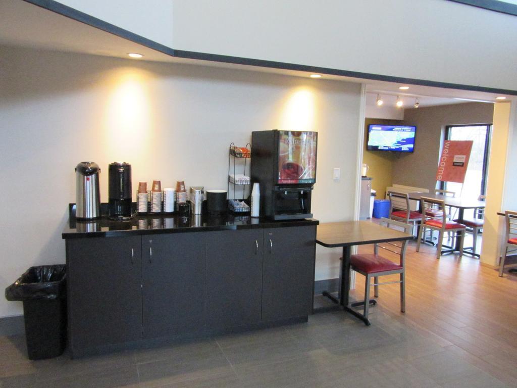 Comfort Inn Cobourg Zewnętrze zdjęcie